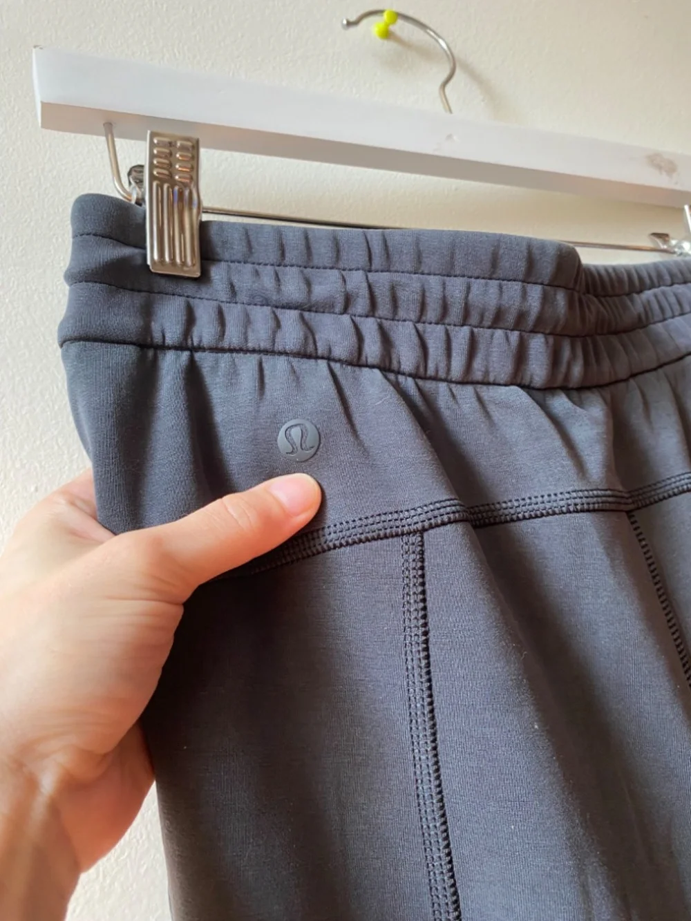 Lululemon Softstreme High-Rise Straight-Leg Crop